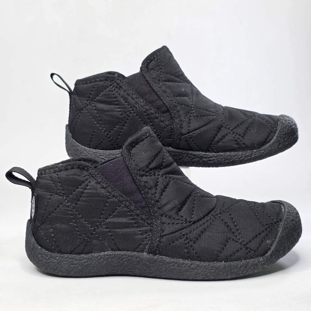 Keen Howser II Quilted Ankle Boots Black Fleece Lined Slip On Shoes Women's 5
